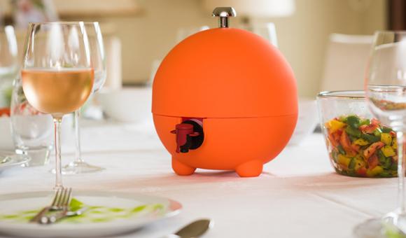 LaBoul, a design object to hide your bag-in-boxes (BE FUN).